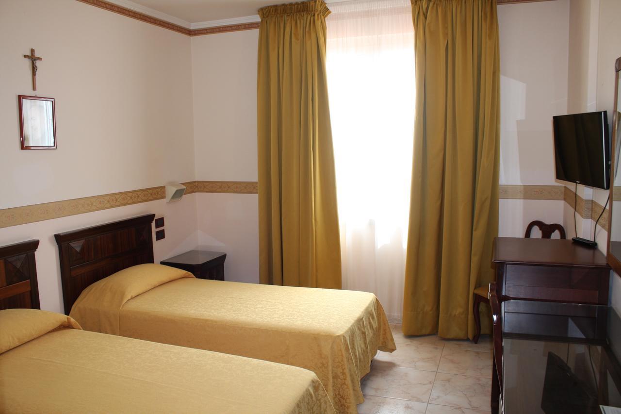 Grand Hotel Degli Angeli San Giovanni Rotondo Kültér fotó